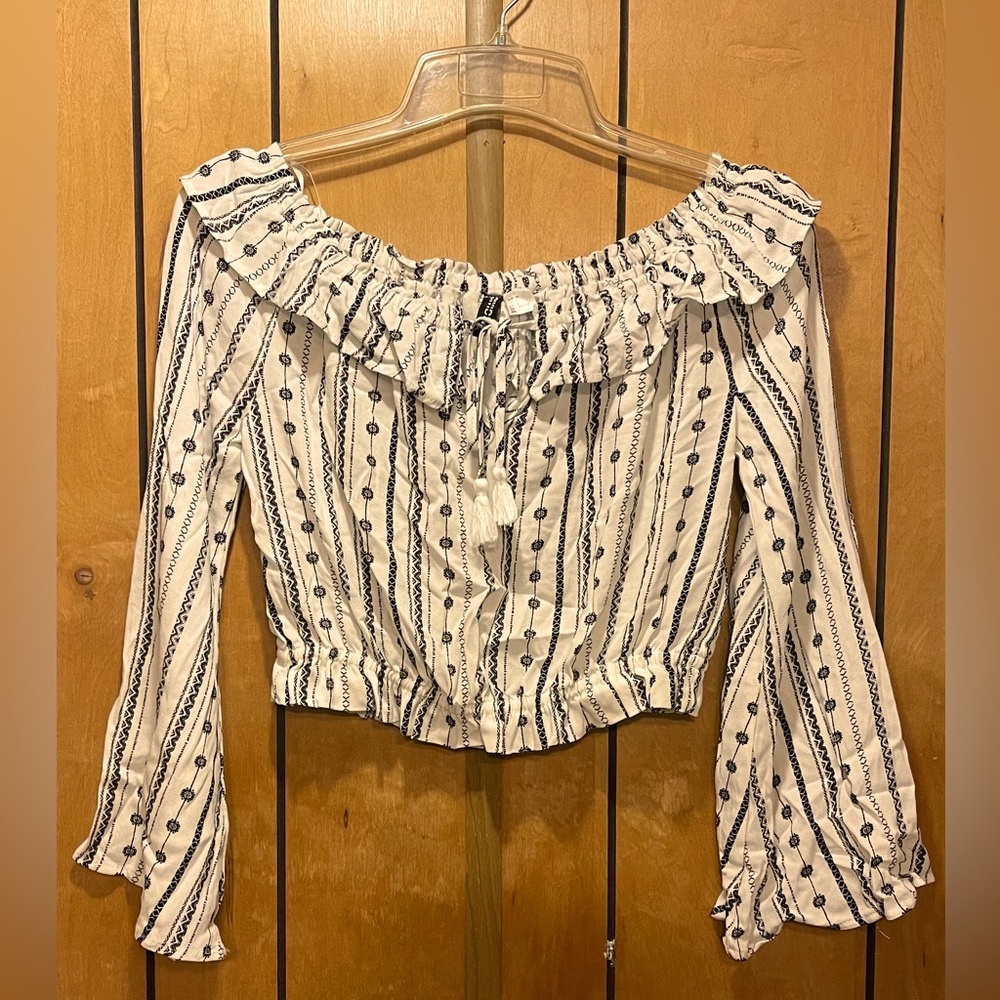 Divided off-the-shoulder crop top - - Small